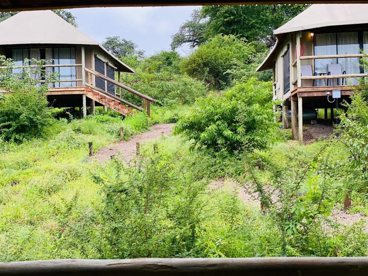 Xhabe Safari Lodge Chobe Muchenje Eksteriør billede