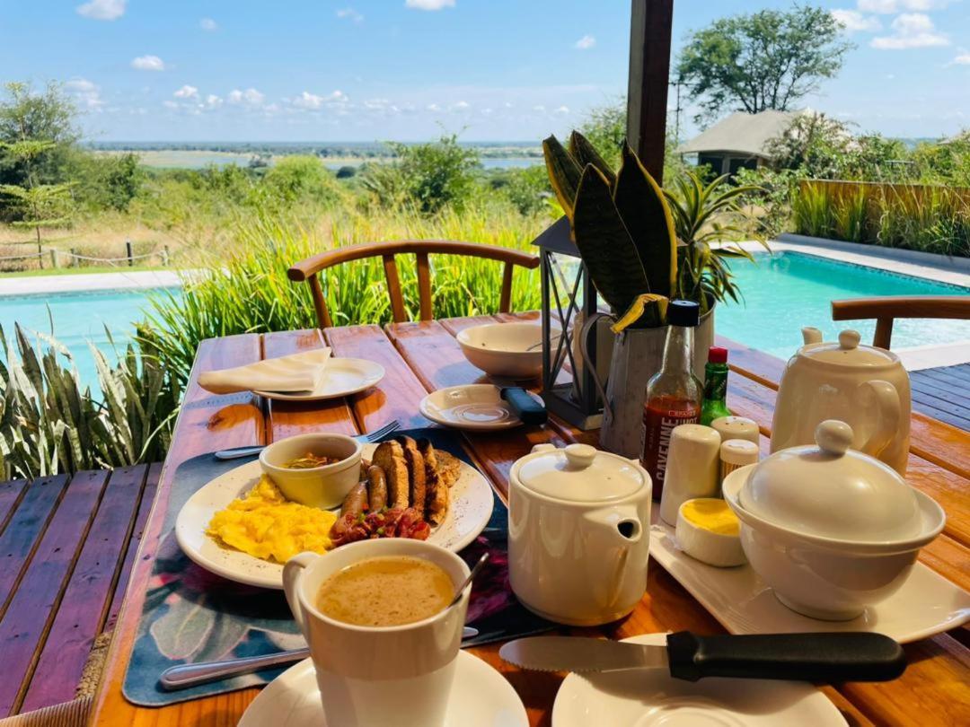 Xhabe Safari Lodge Chobe Muchenje Eksteriør billede